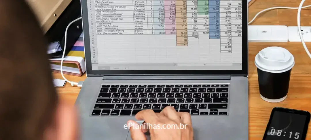 Usando a função ALEATÓRIOENTRE para gerar números aleatórios dentro de um intervalo