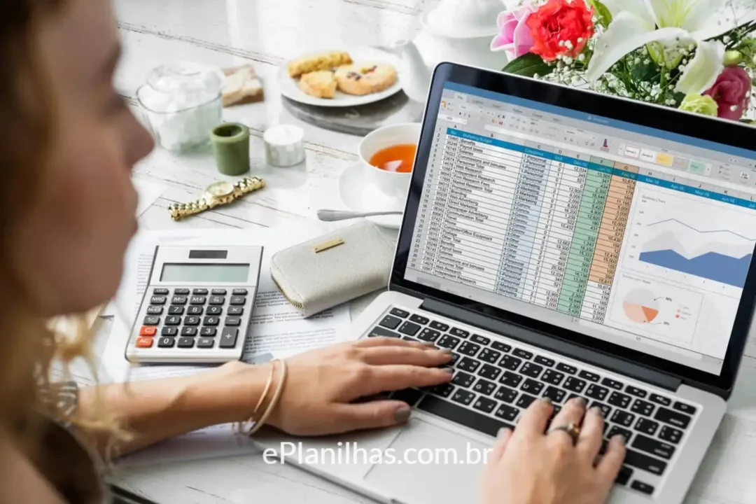 Como trabalhar com diferentes formatos de número, como moeda e porcentagem?